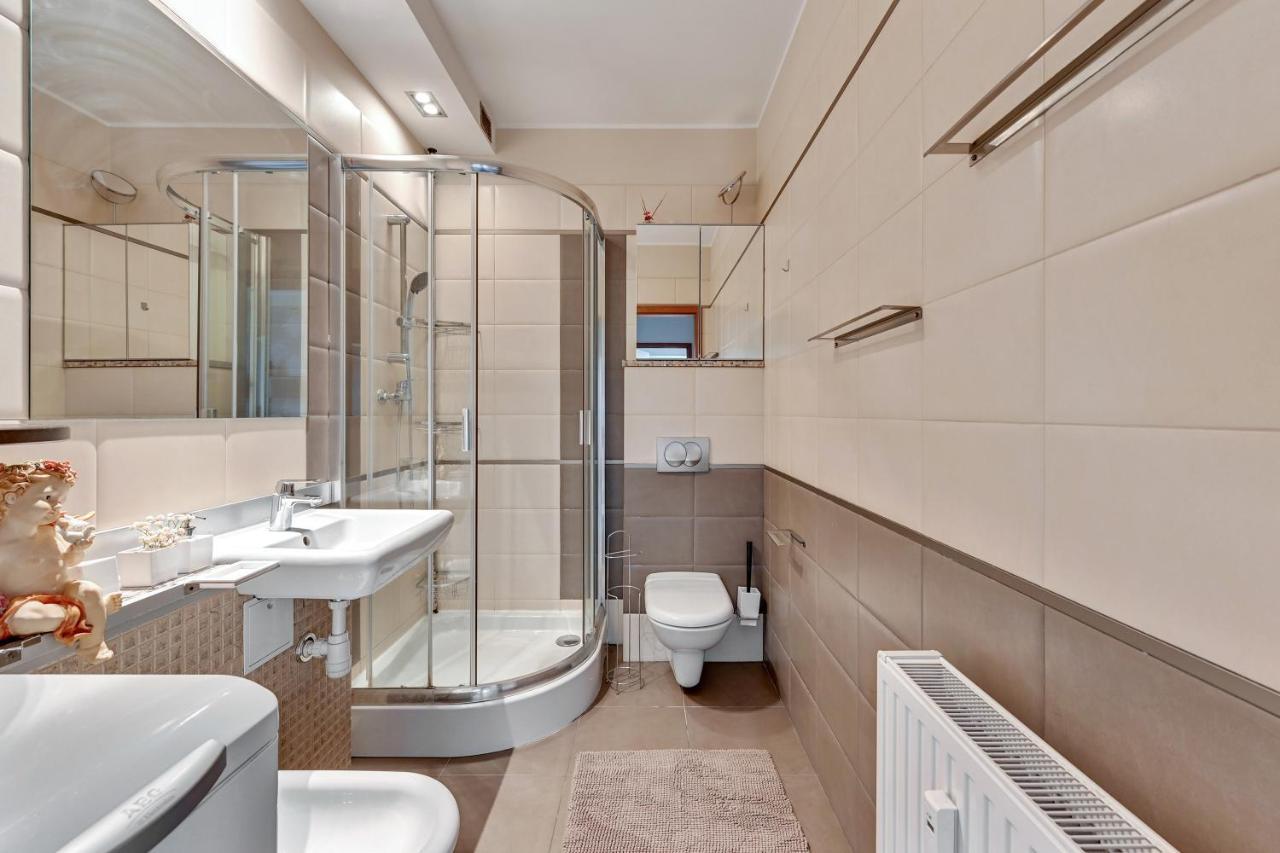 Ferienwohnung Apartament Pod Trzema Niebieskimi Kaczorami Danzig Exterior foto
