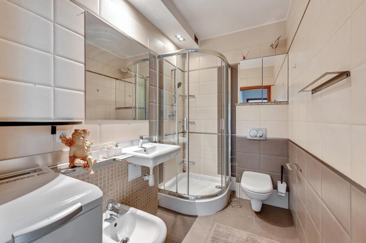 Ferienwohnung Apartament Pod Trzema Niebieskimi Kaczorami Danzig Exterior foto
